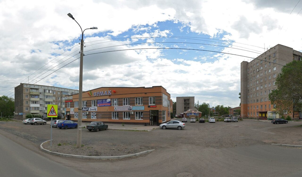 Здание автошколы Лидер+ в Черногорске